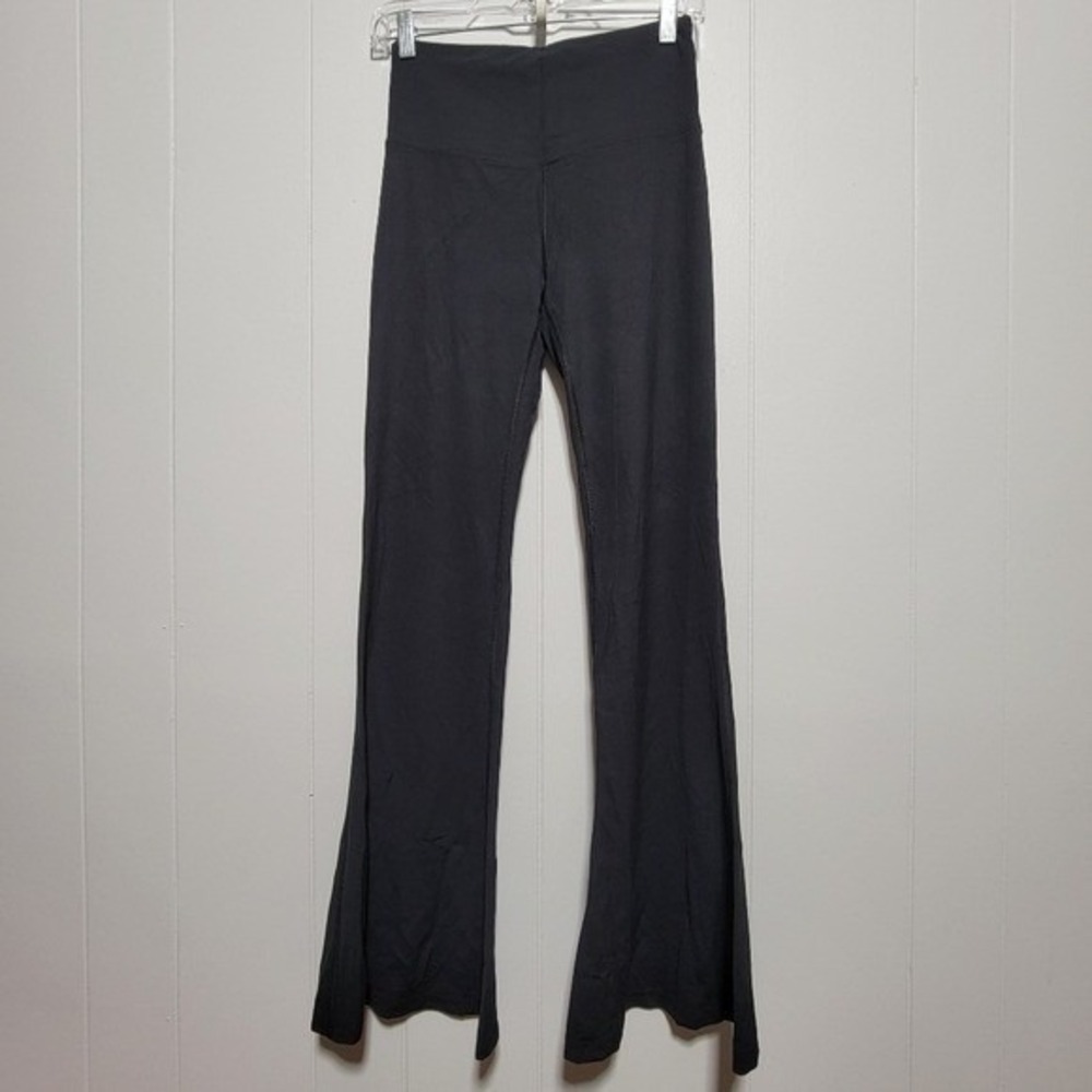 Unissu Womens High‎ Waisted Flare Yoga Pants Black E018 Size S 4-6 NEW